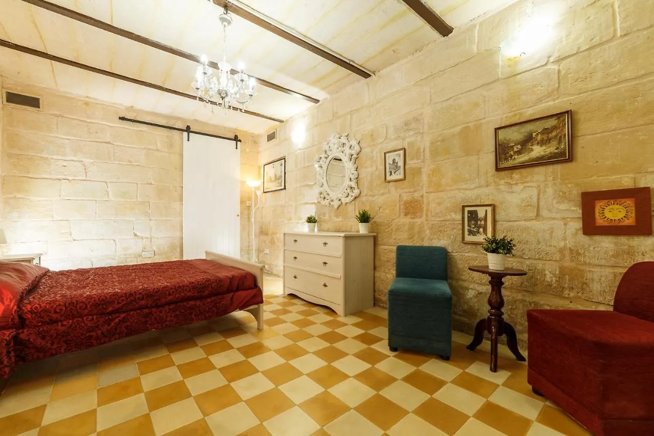 Sant'Elmo House Valletta 0*,  Malta