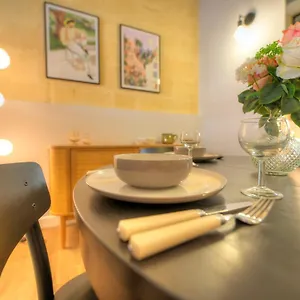 Beautifully Furnished Flat In The Center Jbal1-1 Apartment
