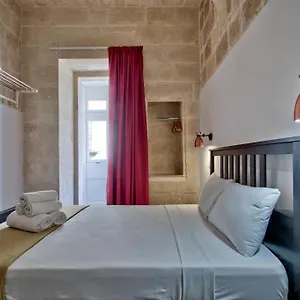 Vallettastay Old 4 Apartment
