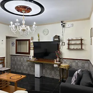 79a Apartment